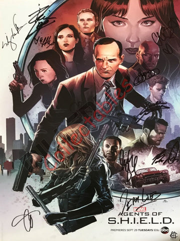 SDCC 2015 Exclusive Autographed Poster - MARVEL: Agents of S.H.I.E.L.D.