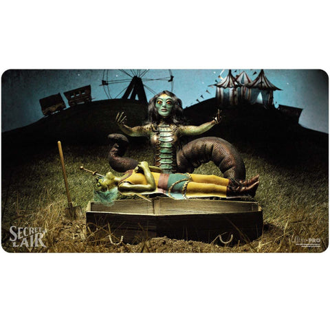 Magic the Gathering - Secret Lair - Diabolical Dioramas Gravebreaker Lamia Playmat