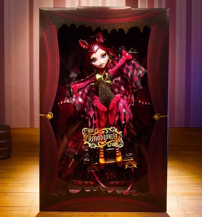 Monster High Freak Du Chic Draculaura Figure Mattel SDCC 2023