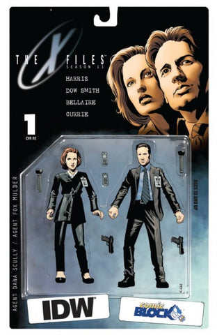X-Files: Season 11 #1 (2015) Comic Block Exclusive Cover