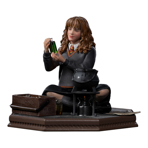 Harry Potter - Hermione Polyjuice 1:10 Statue