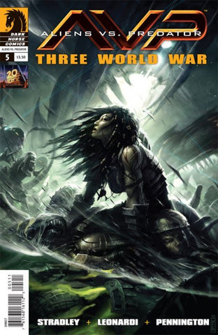 Aliens vs Predator: Three World War #05 (2010)