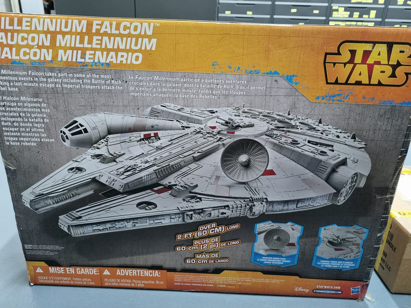 Hasbro Star Wars Millennium Falcon C-2604A Large 60cm Model