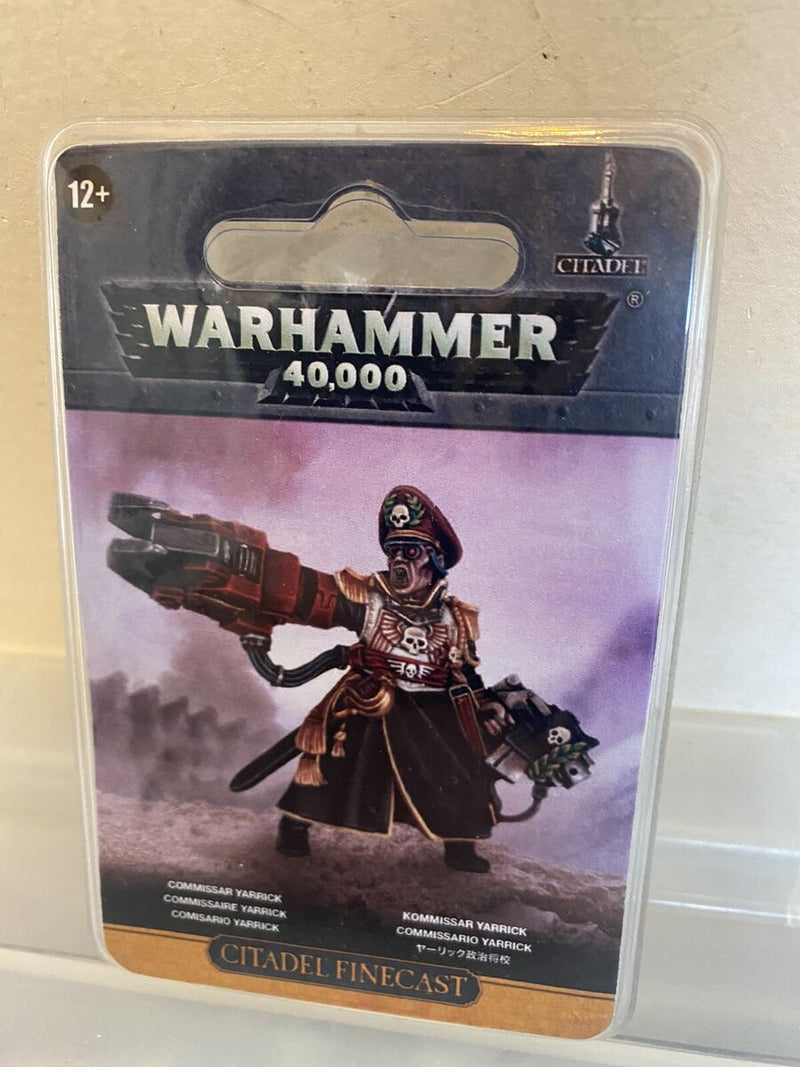 Classic Commissar Yarrick