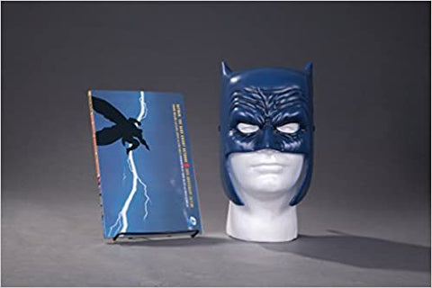 Batman: The Dark Knight Returns Book & Mask Set