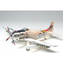 TAMIYA SKYRAIDER U. S. NAVY