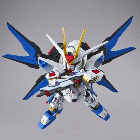 SD GUNDAM EX- STANDARD 006 STRIKE FREEDOM GUNDAM