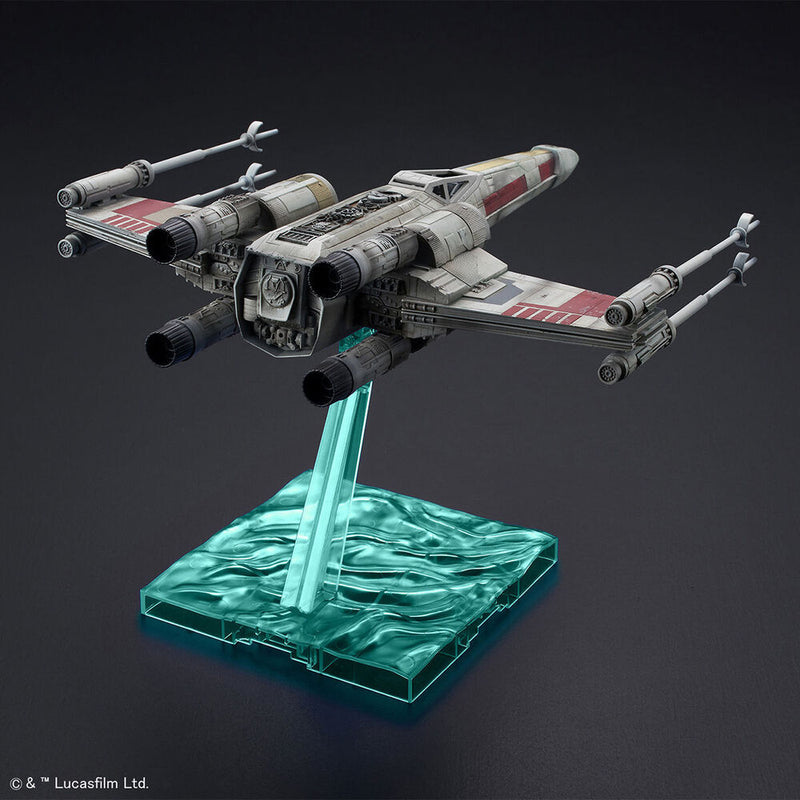 Bandai 1/72 X-WING STARFIGHTER RED 5 (STAR WARS:THE RISE OF SKYWALKER)