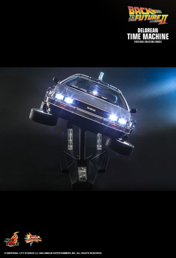 BttF 2 - Delorean 1:6 Time Machine
