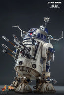 Star Wars: Attack of the Clones - R2-D2  1:6 Scale Action Figure