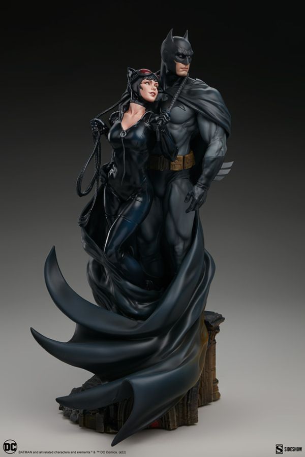 Batman & Catwoman Diorama