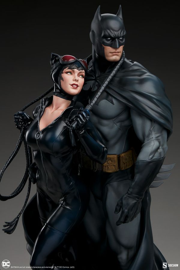 Batman & Catwoman Diorama