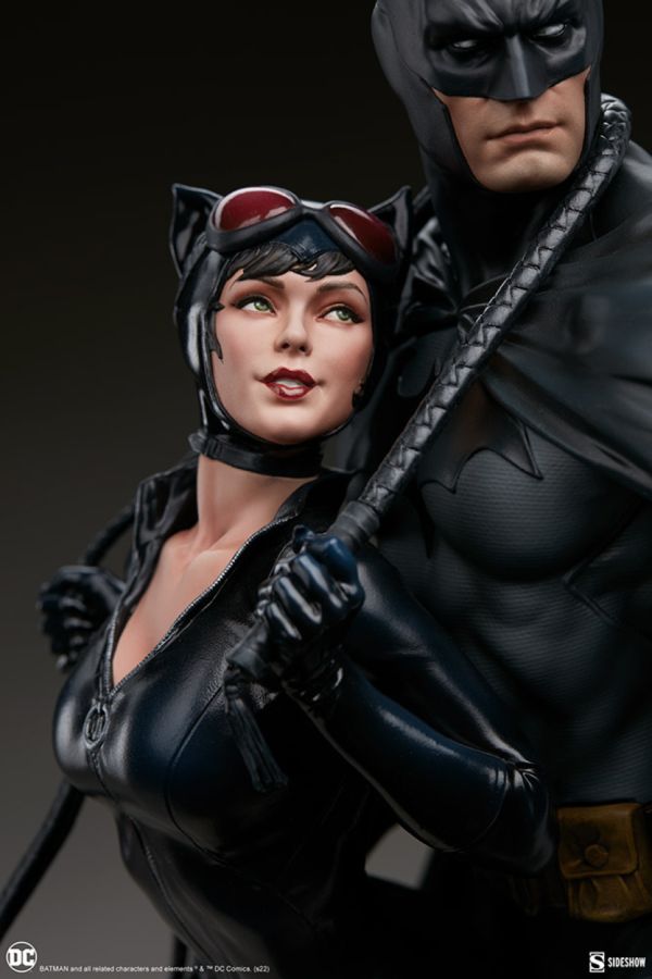 Batman & Catwoman Diorama