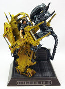 PS3 Aliens Colonial Marines Collectors Edition Power Loader + Alien Statue