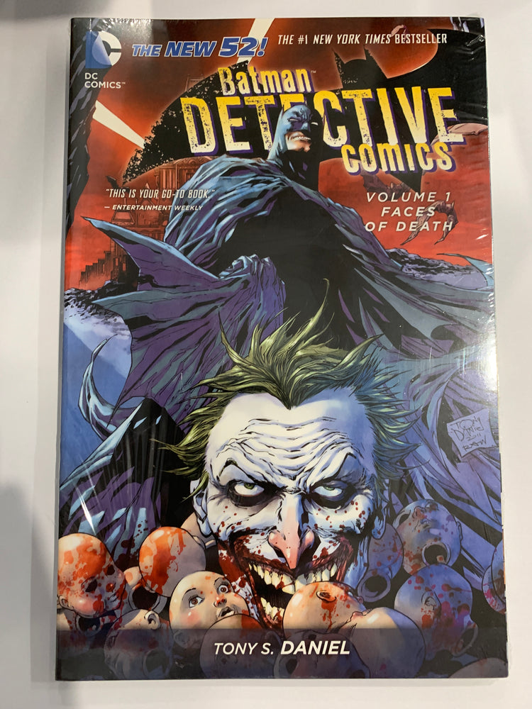 Detective Comics Volume 01