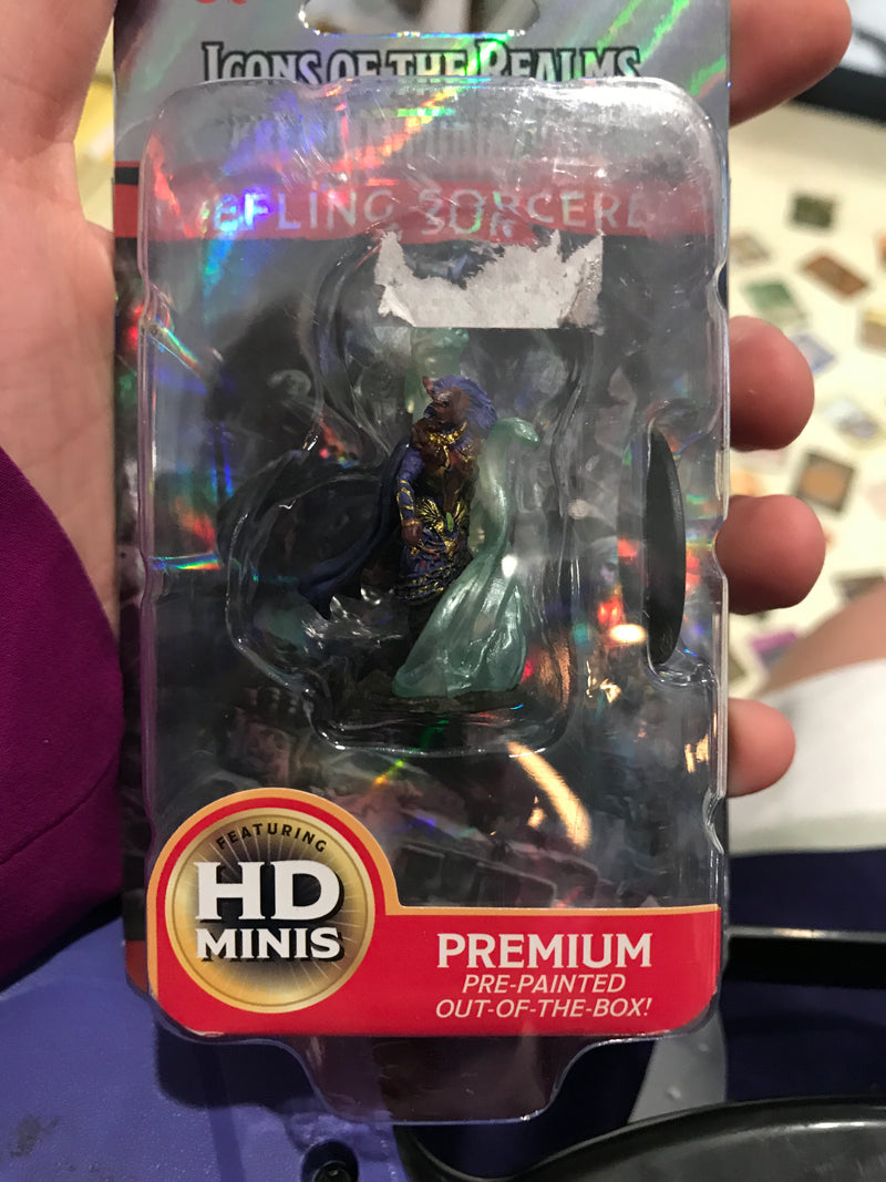 Miniature - Premium Female Tiefling Sorcere