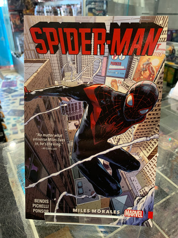Marvel Comics - SpiderMan: Miles Morales Vol. 1