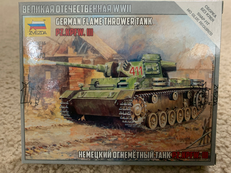 Zvezda 6162 1/100 Panzer III Flamethrower Tank Plastic Model Kit