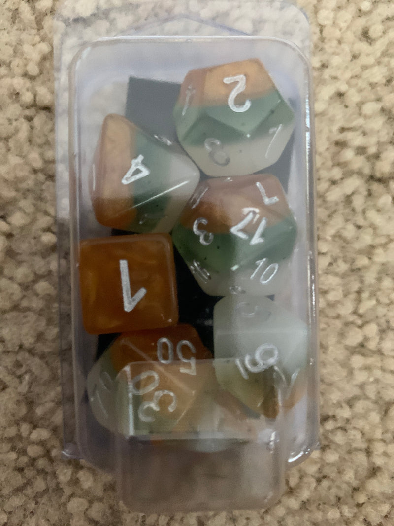 MDG 16mm Resin Polyhedral Dice Set: Kiwi Fruit