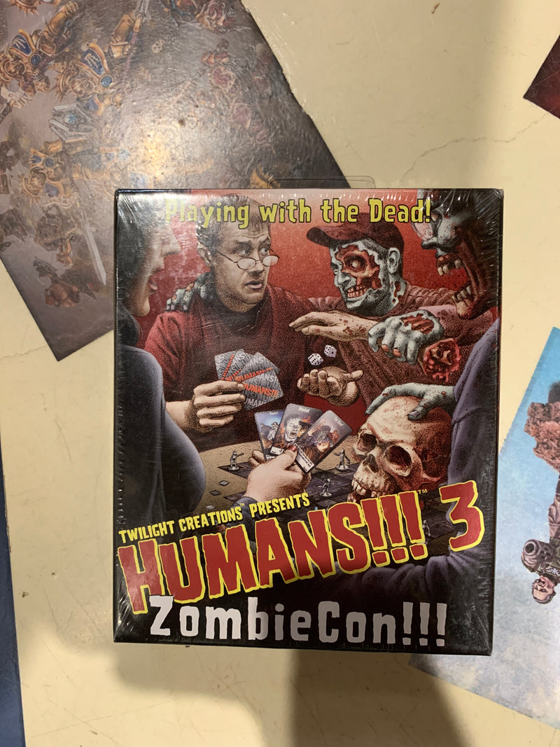 Humans!!! 3 ZombieCon!!!