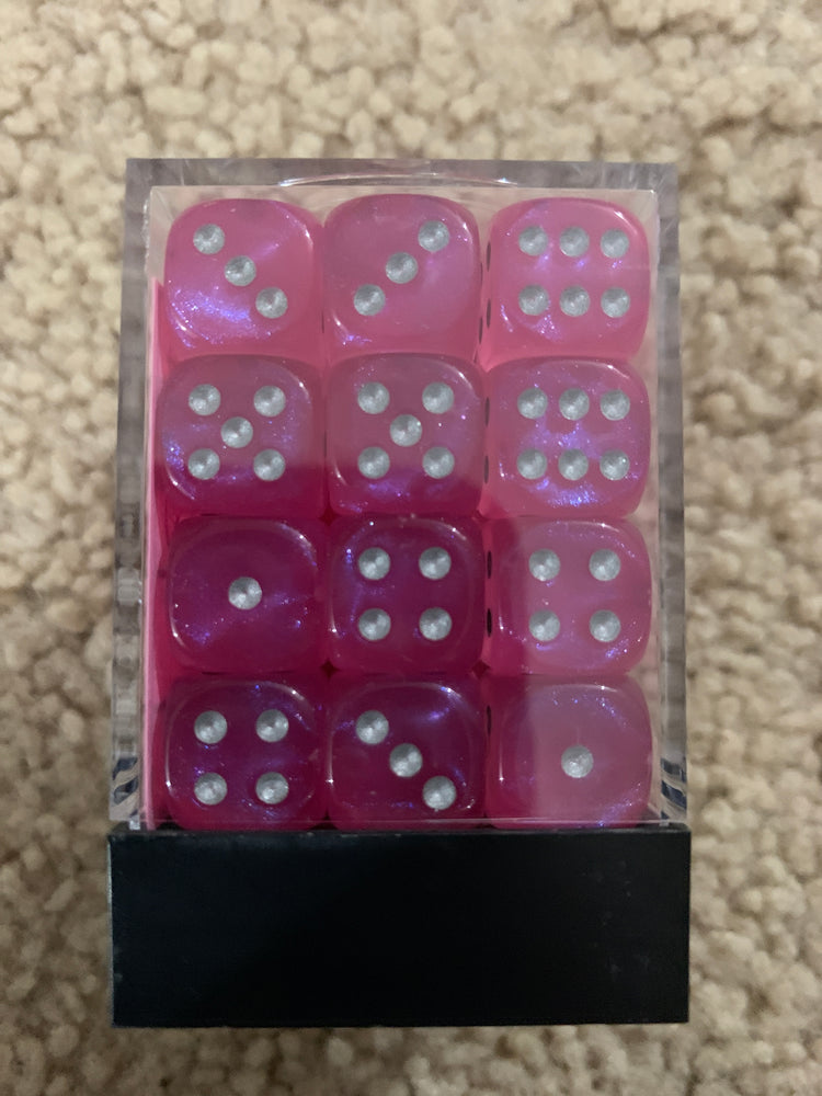 Chessex D6 Dice Borealis 12mm Pink/Silver (36 Dice in Display)