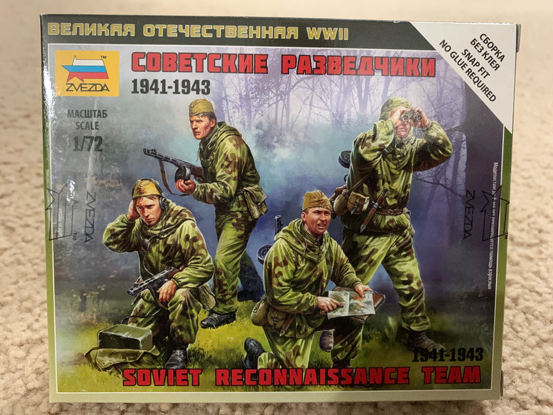 Zvezda 6137 1/72 Soviet Reconnaissance Team Plastic Model Kit