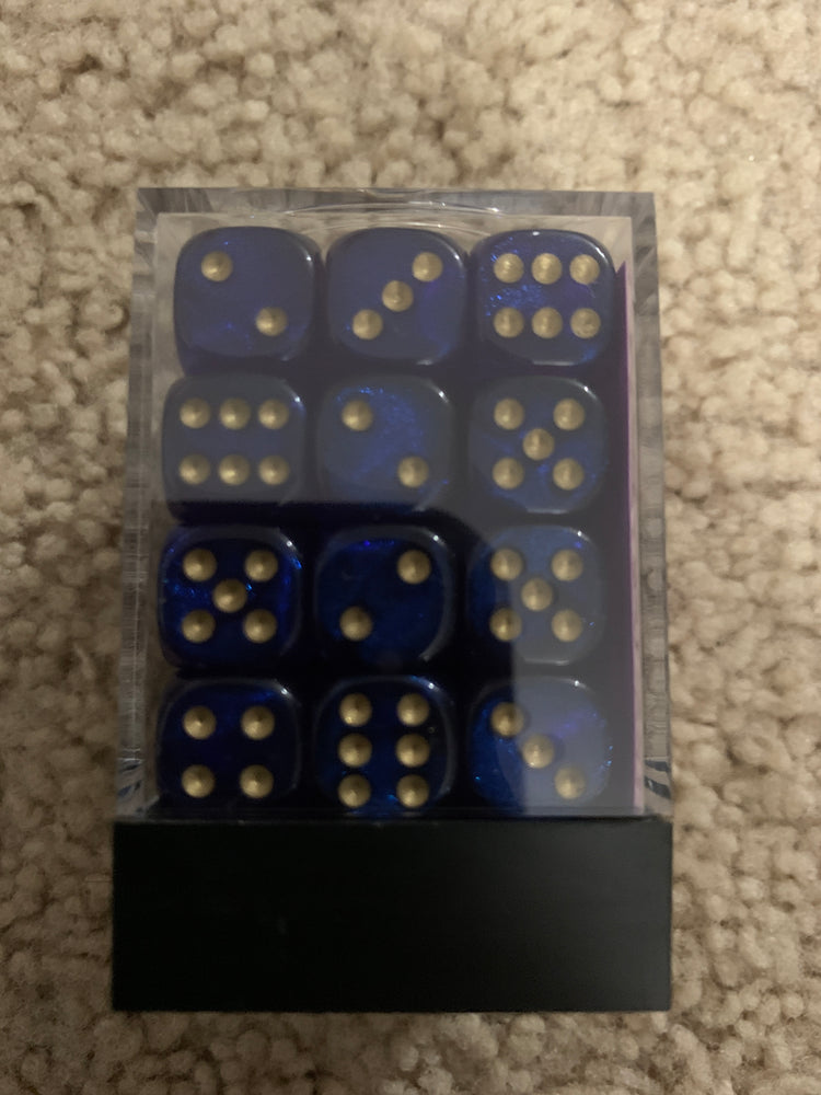 Chessex D6 Dice Borealis 12mm Royal Purple/Gold (36 Dice in Display)