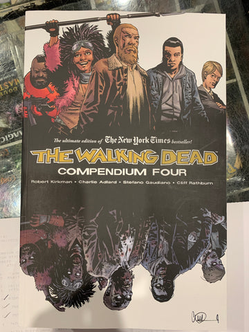 Image Comics - The Walking Dead Compendium #4