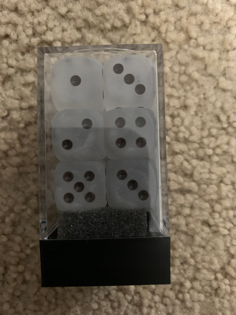 Chessex D6 Dice Frosted 16mm Clear/Black (12 Dice in Display)